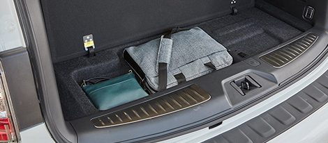 2018 Nissan Armada storage