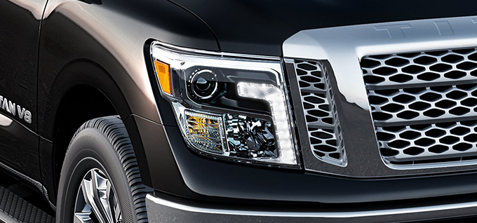 2018 Nissan Titan LED Daytime Running Lights