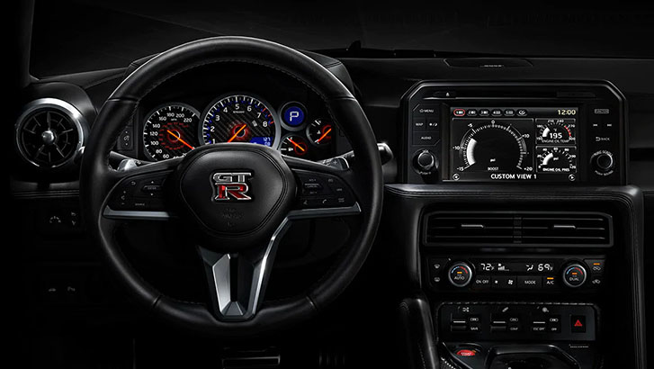 2021 Nissan GT-R comfort