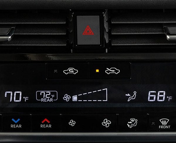 2026 Nissan Rogue comfort
