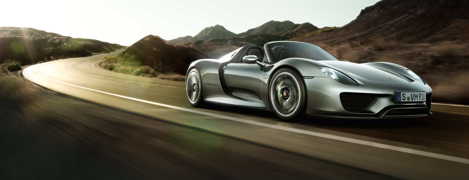 2015 Porsche 918 Spyder Main Img