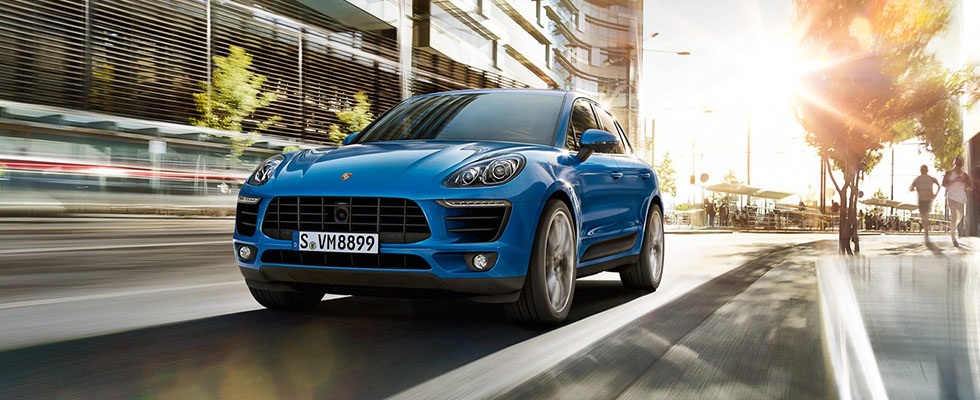 2016 Porsche Macan Safety Main Img