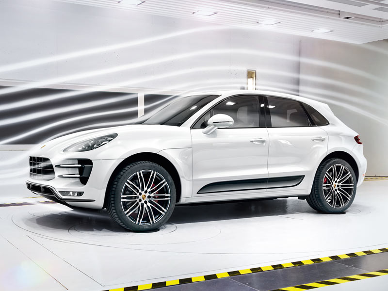 Р‘РµР»С‹Р№ Porsche Macan s 2014