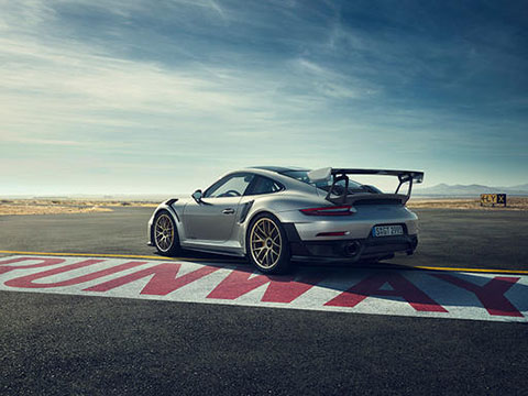 2019 Porsche 911 GT2 RS performance