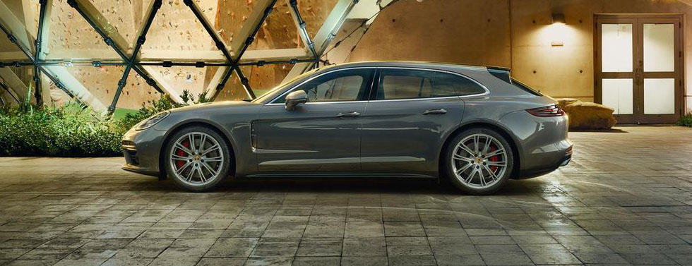 2019 Porsche Panamera Turbo Main Img