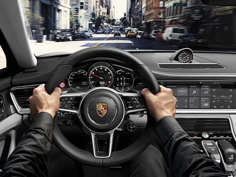 2019 Porsche Panamera Turbo safety