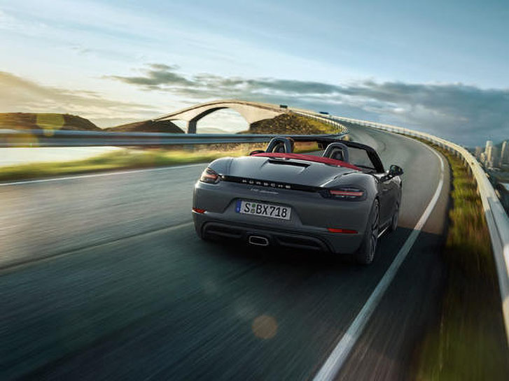 2020 Porsche 718 Boxster performance