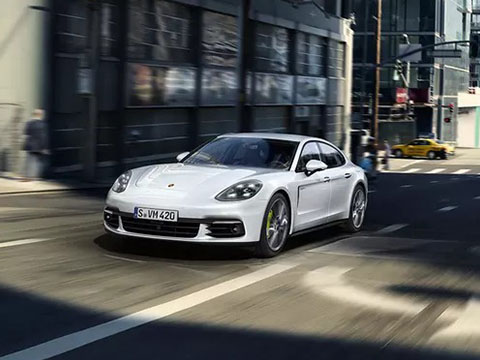 2020 Porsche Panamera E-Hybrid performance