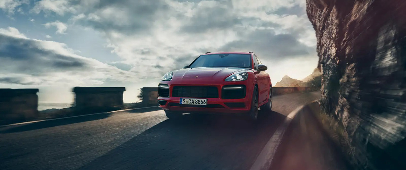 2022 Porsche Cayenne GTS Main Img