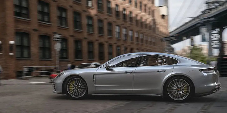 2022 Porsche Panamera E-Hybrid safety