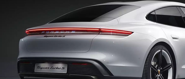 2022 Porsche Taycan appearance