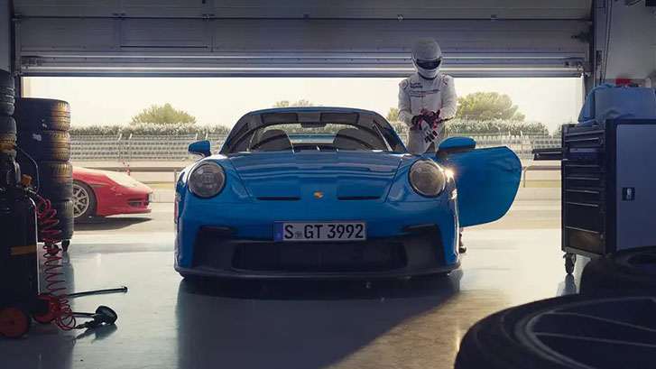 2024 Porsche 911 GT3 performance
