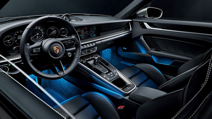 2025 Porsche 911 GT3 RS comfort