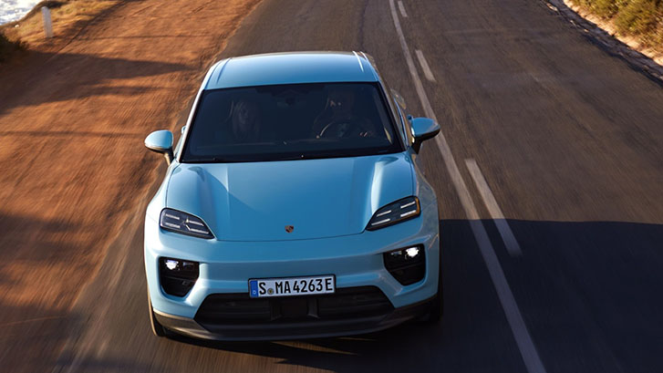 2025 Porsche Macan Electric performance