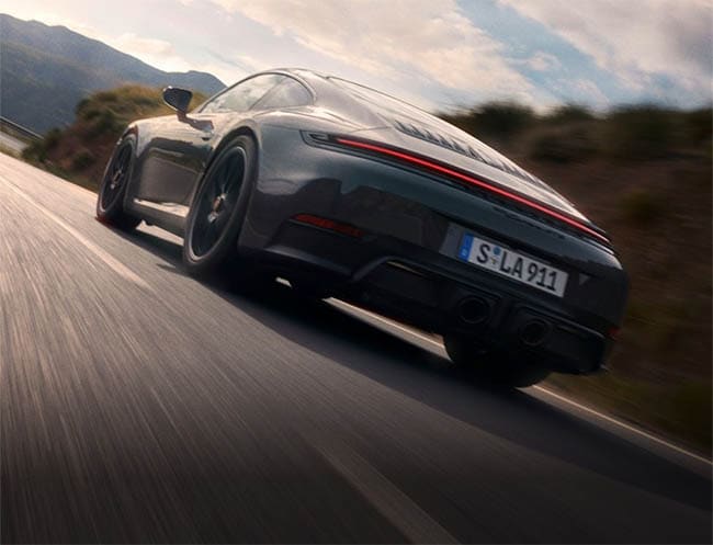 2026 Porsche 911 Carrera performance