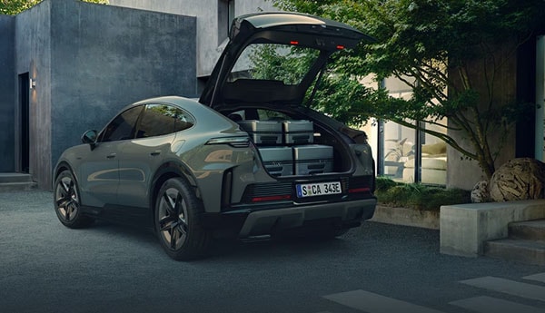 2026 Porsche Cayenne Coupe Electric comfort