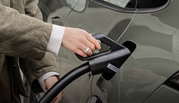 2026 Porsche Cayenne Coupe Electric performance