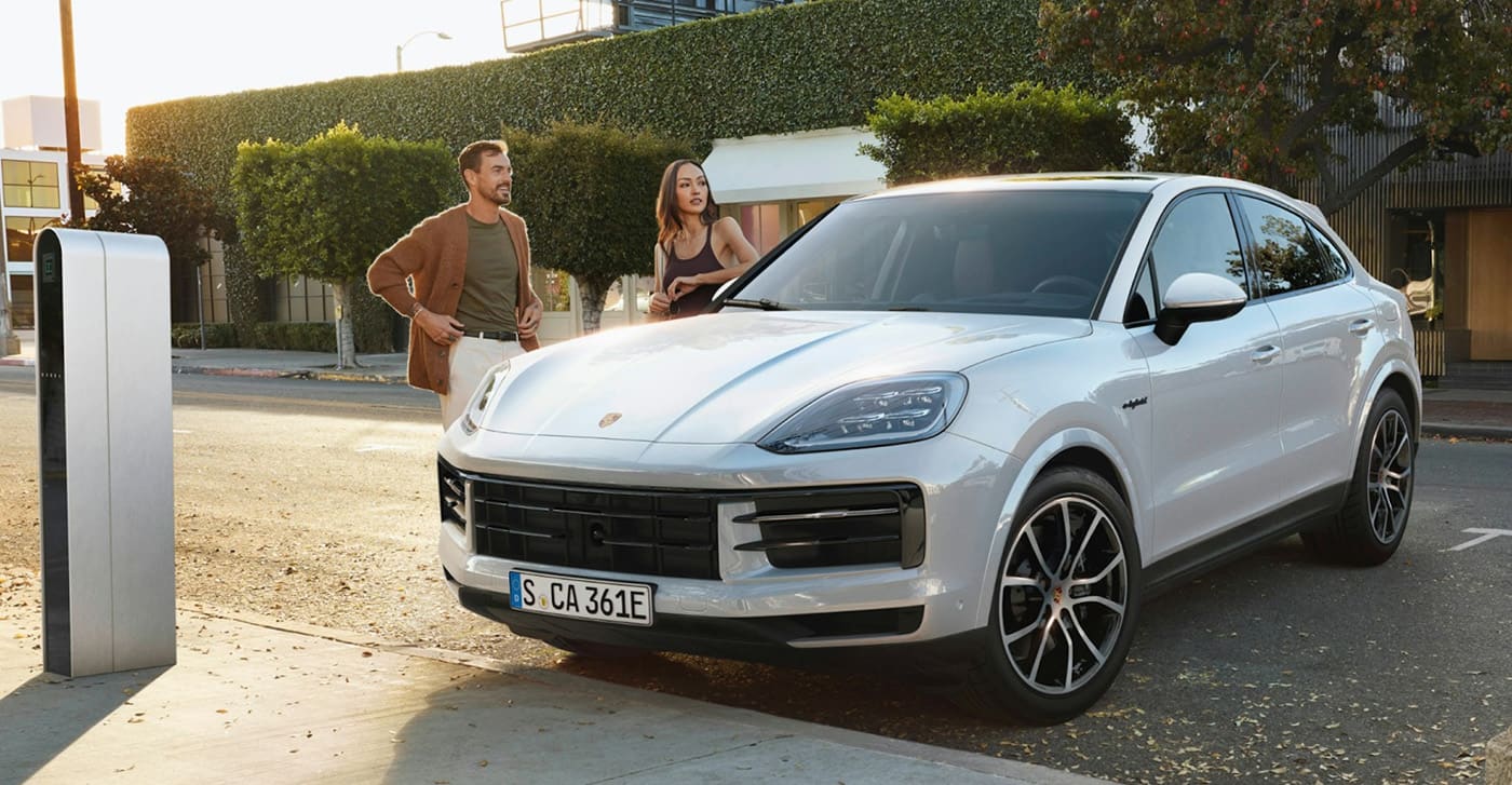 2026 Porsche Cayenne Coupe Main Img