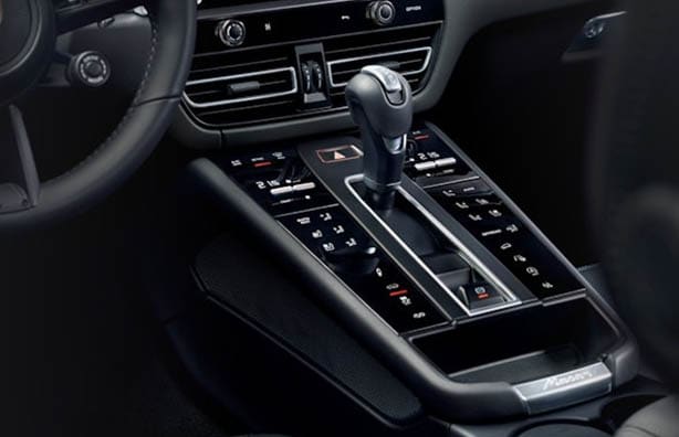 2026 Porsche Macan performance