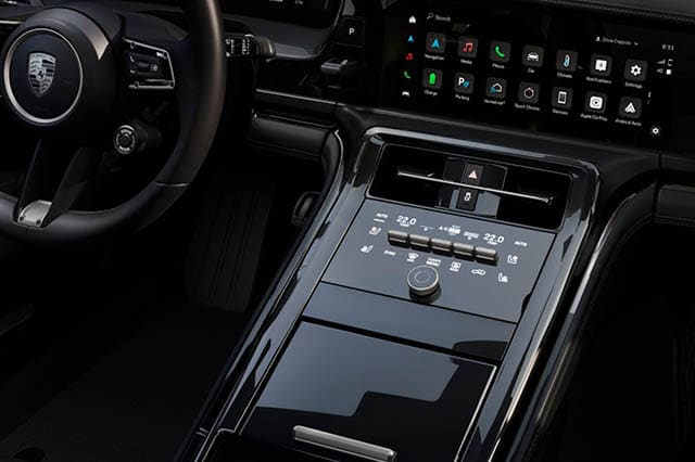 2026 Porsche Panamera comfort