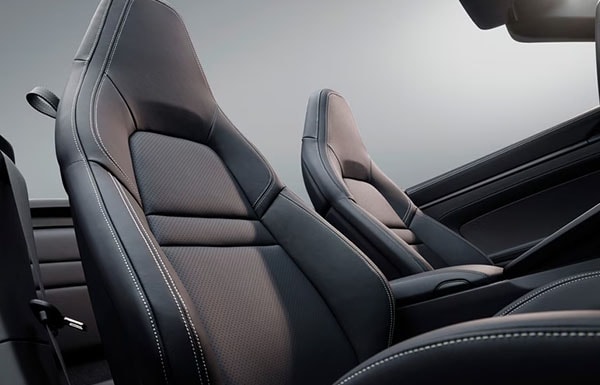 2027 Porsche 911 Carrera Cabriolet comfort