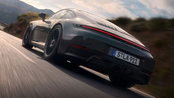 2027 Porsche 911 Carrera performance