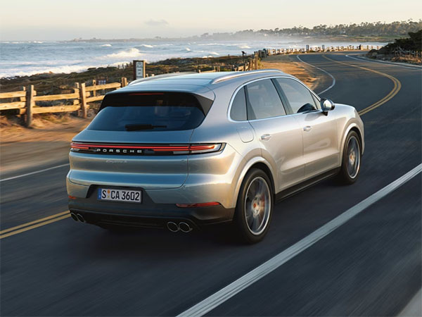 2027 Porsche Cayenne performance