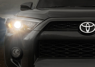 2015 Toyota 4Runner headlights