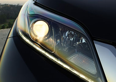 2015 Toyota Sienna headlights