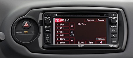 2015 Toyota Yaris audio system