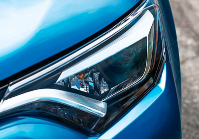 2016 Toyota Rav4 headlights