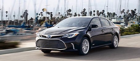 2017 Toyota Avalon Hybrid performance