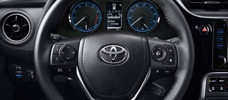 2017-Toyota-Corolla Paddle Shifters