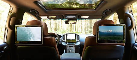 2017 Toyota Land Cruiser Rear-seat DVD Entertainment System