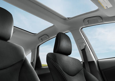 2017 Toyota Prius V Moonroof