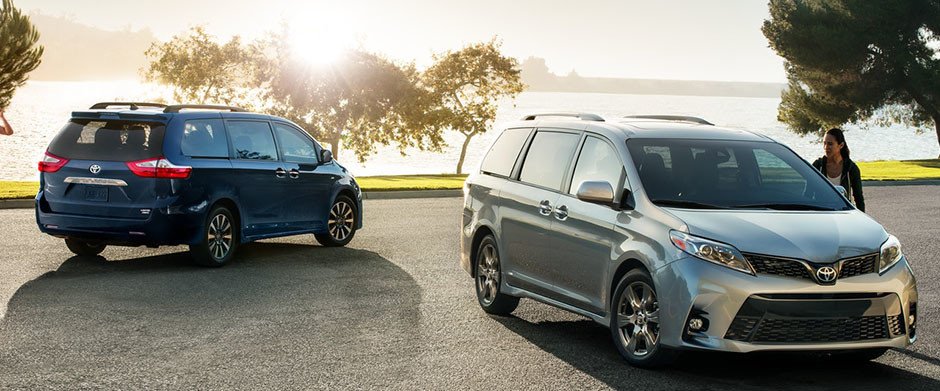 2018 Toyota Sienna Main Img