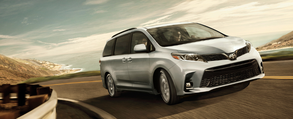 2019 Toyota Sienna Main Img