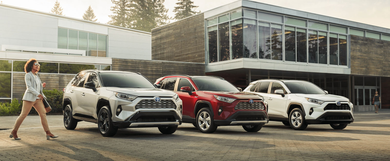 2020 Toyota RAV4 Main Img