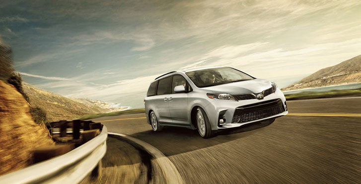 2020 Toyota Sienna performance