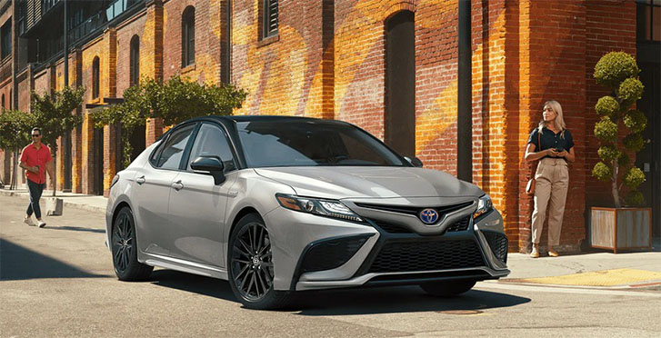 2021 Toyota Camry Hybrid appearance