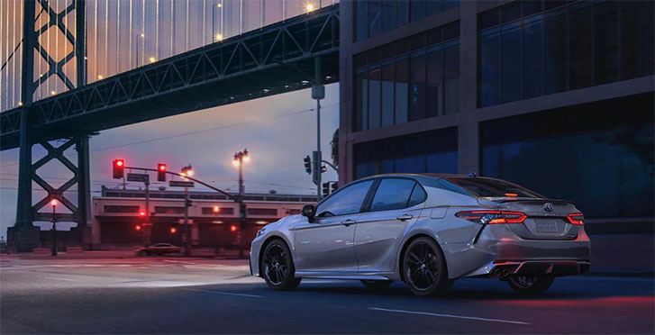 2021 Toyota Camry Hybrid performance