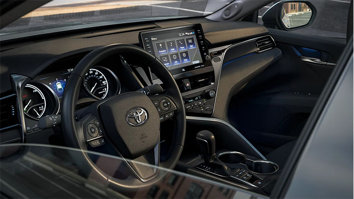 2022 Toyota Camry Hybrid comfort