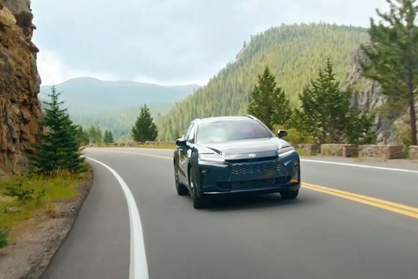 2026 Toyota Crown Signia performance