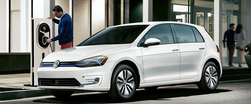 2019 Volkswagen e-Golf Main Img