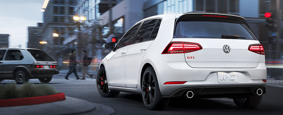 2019 Volkswagen Golf GTI Safety Main Img