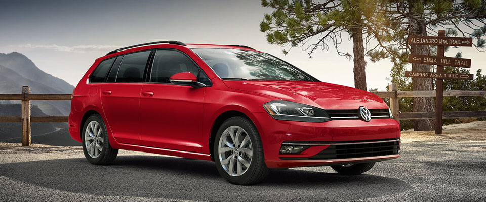 2019 Volkswagen Golf Sportwagen Main Img