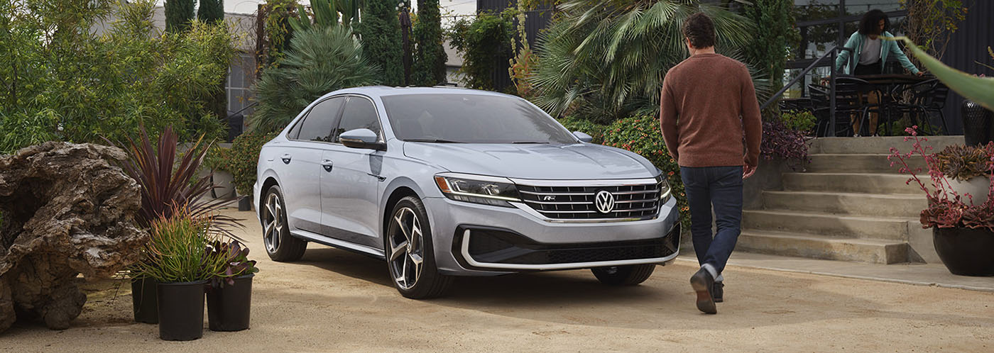 2021 Volkswagen Passat Main Img