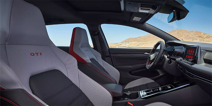 2023 Volkswagen Golf GTI comfort