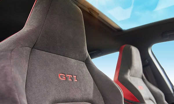 2026 Volkswagen Golf GTI comfort