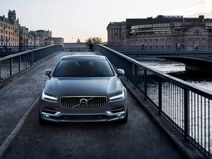 2020 Volvo S90 performance